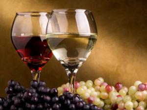 干紅葡萄酒的釀制方法-干紅葡萄酒怎么喝？