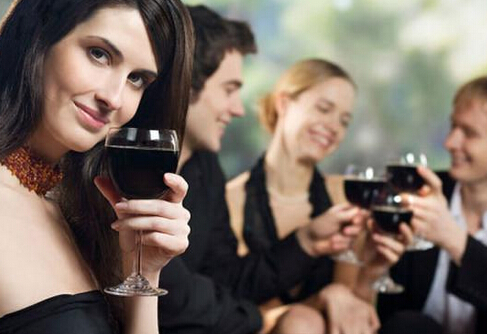 少量喝酒仍然會增加死亡風險