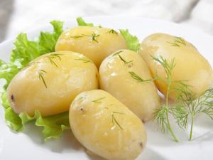 土豆怎么吃最營養？蒸著吃最理想