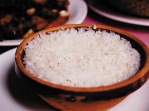 老愛(ài)失眠怎么辦？多吃米飯少吃菜