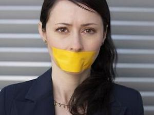 嘴巴有異味怎么辦?香芹菜可使口氣清新