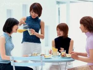 上班族中午吃什么?上班族應警惕午餐飲食的8個誤區