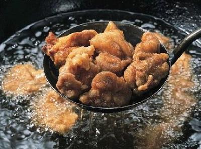 食用煎炸食物害怕致癌物,炒完菜應(yīng)馬上刷鍋