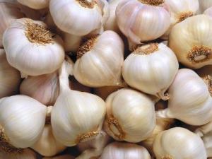 大蒜怎么吃最有效?吃大蒜的功效及禁忌