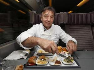 春節后返程路上怎么吃?長途乘車的合理配餐