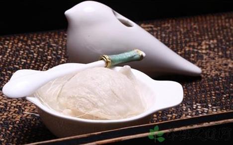 一盞燕窩可以掰開泡嗎?燕窩化水是假的嗎?