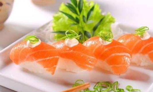 經期可以吃三文魚嗎?吃三文魚會變胖嗎?