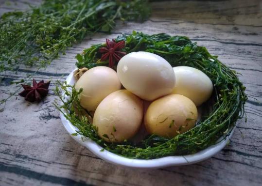 小孩能吃薺菜煮雞蛋嗎?薺菜煮雞蛋什么時(shí)候吃最好