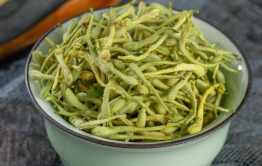 金銀花和綠茶可以一起泡嗎 如何用微波爐烘干金銀花