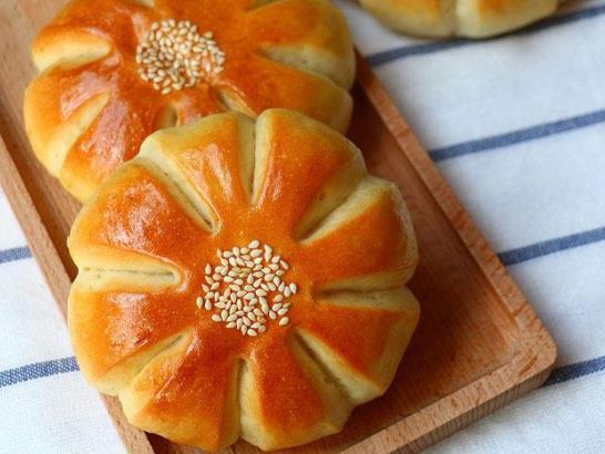 吐司面包過期一天能吃嗎?面包二發(fā)為什么發(fā)不起來?