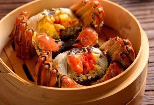 大閘蟹怎么看死沒死?早上買的活的大閘蟹下午死了還能吃嗎?