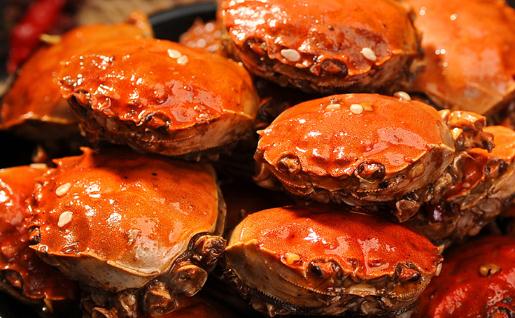 螃蟹蒸熟后透明黏糊糊的能吃嗎 螃蟹變質吃了怎么辦