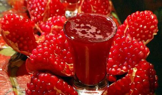 石榴汁可以加熱喝嗎 石榴和什么榨汁好喝啊