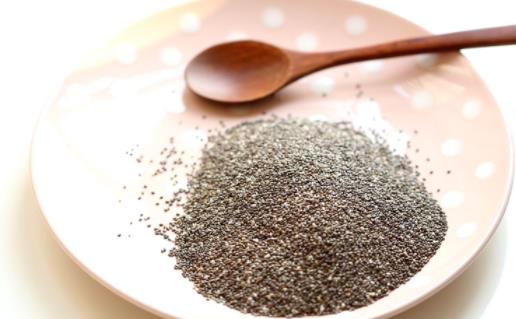 奇亞籽和亞麻籽哪個減肥好 奇亞籽和亞麻籽同吃的功效與作用