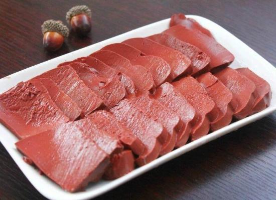 外傷可以吃豬血嗎?豬血表面一層變綠了是什么意思