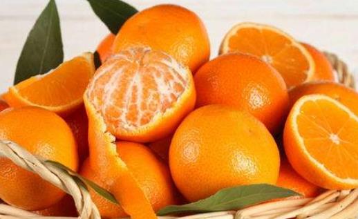 橘子白絲可以泡水嗎 橘子里面的白絲有什么作用