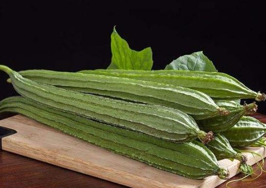 絲瓜炒黑了還能吃嗎?絲瓜軟了是不是壞了