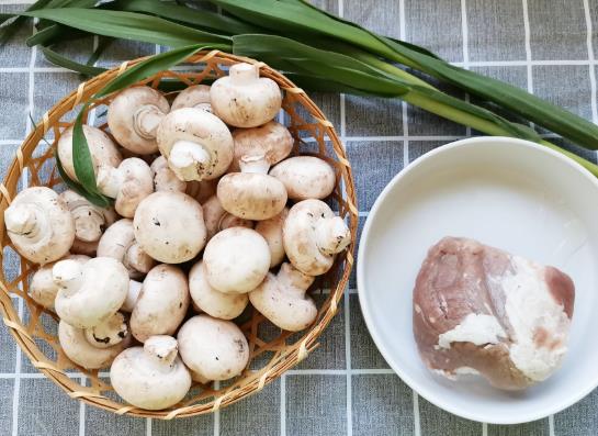 怎樣清除口蘑表面的臟東西?怎么辨別口蘑是不是藥泡過