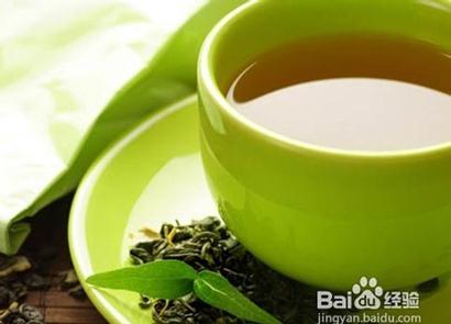 如何保養(yǎng)肌膚防電腦輻射?推薦綠茶防電腦輻射的方法