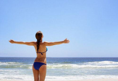 美容休閑兩不誤:小長假期護膚指南“防曬、保濕、美白”