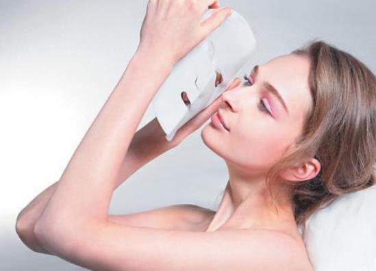 用完清潔泥膜還用敷面膜嗎?夏天把面膜放常溫好還是放冰箱好