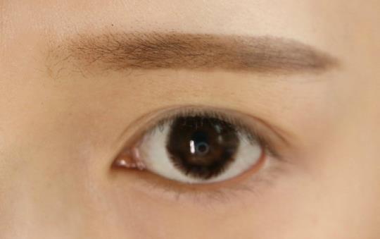 兩眉中間長痘怎么調(diào)理?眉毛中間長痘痘怎么解決