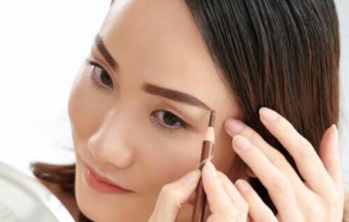 紋眉需要注意的有什么事項 紋眉失敗是什么因素導(dǎo)致的