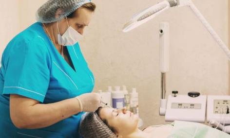 面部吸脂手術的優(yōu)勢有哪些 面部吸脂和瘦臉針相比怎么樣