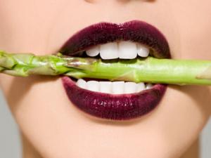 口苦有什么癥狀？口苦的治療方法