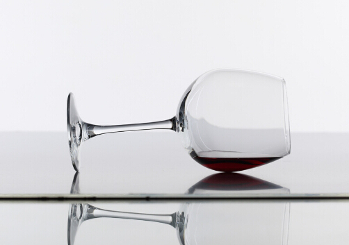 喝紅酒能強(qiáng)腎嗎?紅酒的功效