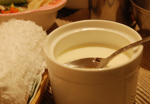 喝酸奶真的可以有效預(yù)防流感嗎?