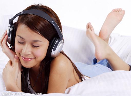 女性衛(wèi)生巾你真的用對了嗎?衛(wèi)生巾使用方法及注意事項,女性衛(wèi)生巾使用<a href=http://m.hk-expo.cn/jiankang/ style=text-decoration:underline;font-size:14px;color:#F70968; target=_blank>健康</a>誤區(qū)