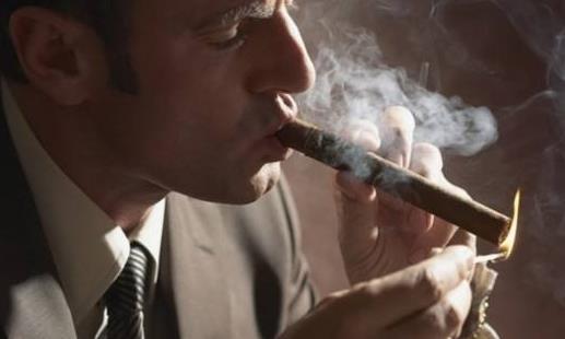 長期吸煙會帶來什么疾病?飯后吸煙傷害更大!