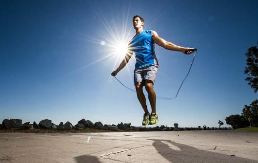 怎么跳繩能達到健身效果?跳繩有哪些好處?
