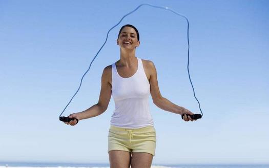 怎么跳繩能達到健身效果?跳繩有哪些好處?