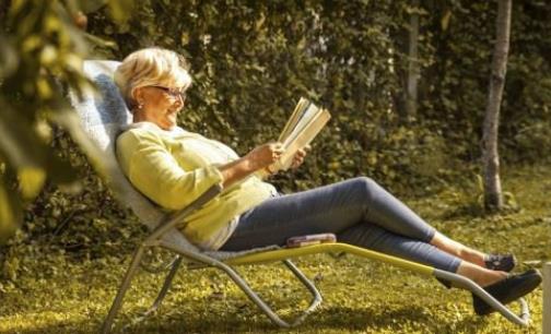 隔著玻璃曬太陽能補鈣嗎?曬太陽有哪些好處?