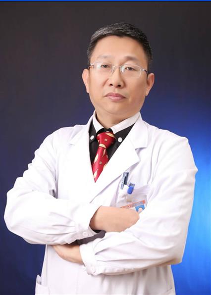 為求生不遠千里尋良醫,獲健康喜極而泣把家還