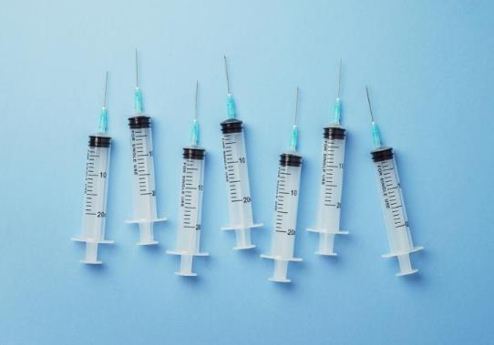 ?接種新冠疫苗后喉嚨痛可以吃藥嗎?打新冠疫苗腹瀉正常嗎?