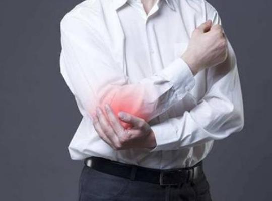 尿酸高的危害性有多大?體檢尿酸偏高怎么預(yù)防痛風(fēng)