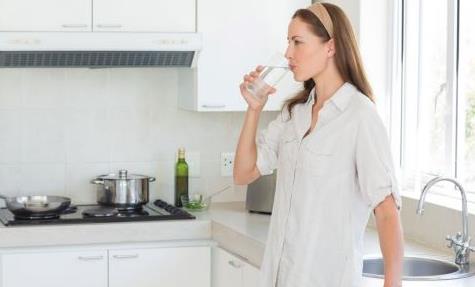 關于怎么喝水的“喝水行程表” 多喝水有什么好處