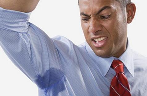 什么是腋臭什么原因會引起腋臭 有腋臭該怎么辦怎么根治