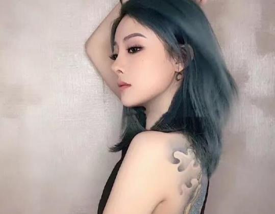 打舌釘?shù)⒄`吃飯嗎?打舌釘?shù)娜耸鞘裁葱膽B(tài)?