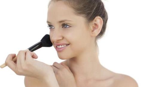 化妝的時候有什么樣的禁忌 卸妝油和卸妝乳的區別