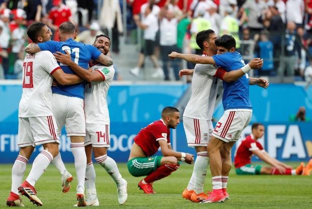 2018世界杯首個烏龍球 摩洛哥球員鮑哈杜茲頭球頂進自家球門
