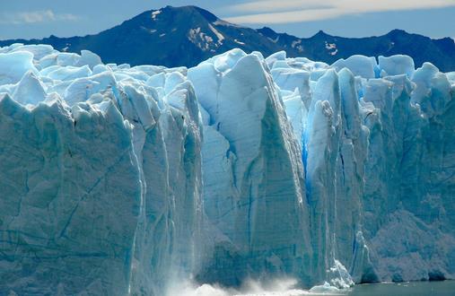 世界上最大的冰川公園 阿根廷冰川國家公園面積達1414平方千米