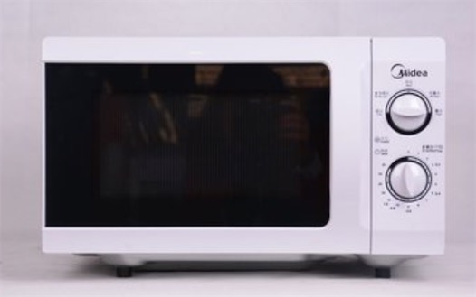 世界最早的微波爐 在1945年由一美國電氣工程師發明