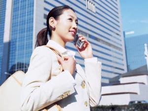 如何提升職場女性魅力?5招教你成為社交達(dá)人