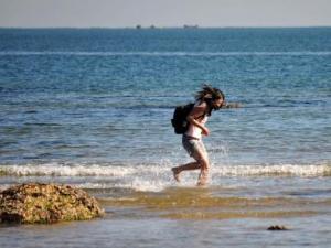 幸福秘籍:多做善事、親近大海或湖泊