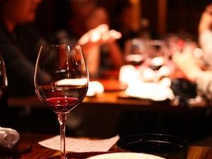 教女白領拒絕職場陪酒應酬的十大絕招