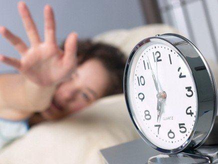 被鬧鐘叫醒相當于醉酒,長期被驚醒危害大
